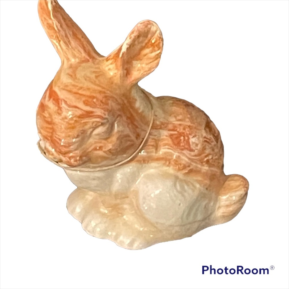 NWT Alabama Clay swirl Bunny, Rabbit figurine